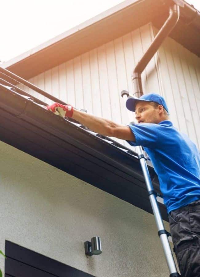 gutter cleaning services company near me in sugar land