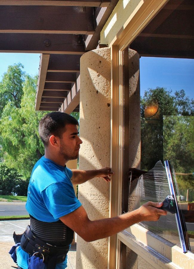 window cleaning services company near me in sugar land tx 034
